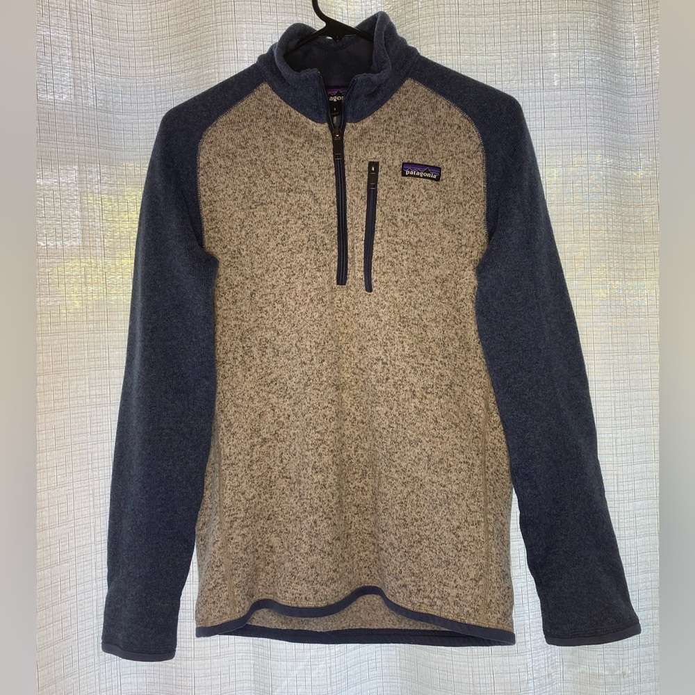 Patagonia Better Sweater 1/4 zip Gray and Blue